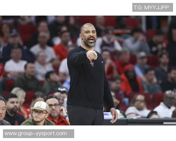 乌度卡强调提升三分球产量鼓励球员果断出手增加底角三分机会