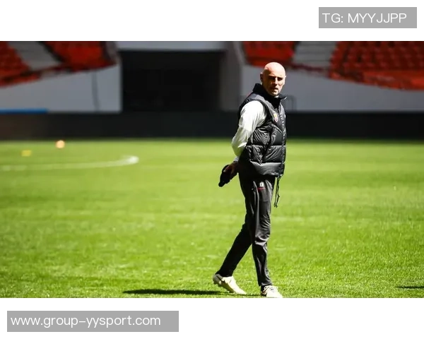 穆斯卡特因生理需求暂离赛场并非因失误情绪失控 穆斯卡特因生理需求暂离赛场并非因失误情绪失控